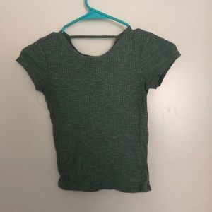turquoise t-shirt